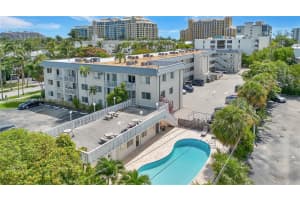 240 Galen Dr 112 Key Biscayne, FL 33149 - MLS#A11880320