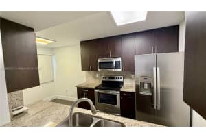 9749 Nw 48th Terrace 319 Doral, FL 33178 - MLS#A11880327