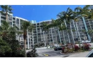 200 Leslie Dr 303 Hallandale Beach, FL 33009 - MLS#A11880331