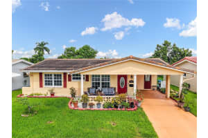 4813 Nw 47th Ter Tamarac, FL 33319 - MLS#A11880338