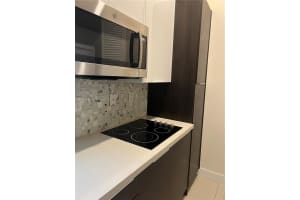 10458 Nw 67th St Studio Doral, FL 33178 - MLS#A11880378