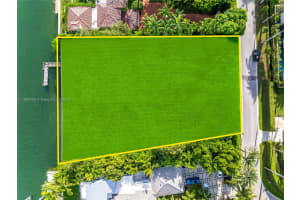 1821 W 27th St, Miami Beach, FL 33140, Sold 10/14/25