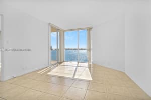 7601 E Treasure Dr 1020 North Bay Village, FL 33141 - MLS#A11880391