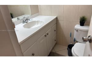 26 Diplomat Pkwy 2318 Hallandale Beach, FL 33009 - MLS#A11880407