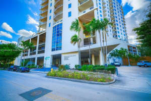 10 Sw South River Dr 605 Miami, FL 33130 - MLS#A11880444