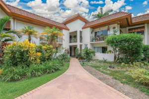 9390 Sw 77th Ave D5, Miami