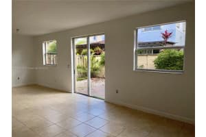 11289 Nw 44th Ter . Doral, FL 33178 - MLS#A11880500