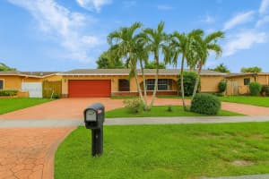 8930 Nw 11th St Pembroke Pines, FL 33024 - MLS#A11880506