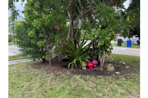 1101 Ne 14th Ave 1-4 Fort Lauderdale, FL 33304 - MLS#A11880520