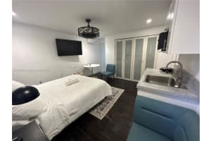 6395 Sw 42nd Ter 2 South Miami, FL 33155 - MLS#A11880526