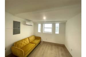 817 Tyler St 9 Hollywood, FL 33019 - MLS#A11880530
