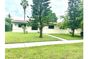 1420 Nw 174th St Miami Gardens, FL 33169 - MLS#A11880543