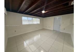 5730 Nw 112th Ter Hialeah, FL 33012 - MLS#A11880557