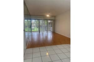 5981 Washington St 215 Hollywood, FL 33023 - MLS#A11880564