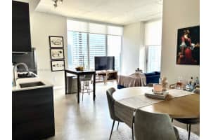 151 Se 1st St 2711, Miami