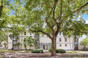 235 Antilla Ave 7 Coral Gables, FL 33134 - MLS#A11880577