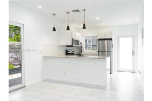 3621 Ne 11th Ave 3641 Oakland Park, FL 33334 - MLS#A11880589