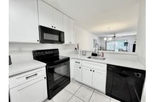 9956 Nob Hill Pl 9956 Sunrise, FL 33351 - MLS#A11880604