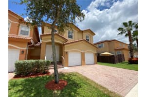 11005 Nw 87th St Doral, FL 33178 - MLS#A11880613