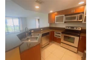 201 Golden Isles Dr 510 Hallandale Beach, FL 33009 - MLS#A11880632