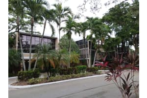 16325 Golf Club Rd 102 Weston, FL 33326 - MLS#A11880640