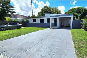 50 Nw 68th Ct Miami, FL 33126 - MLS#A11880651