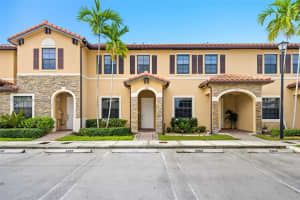 3392 W 92nd Pl 3392 Hialeah, FL 33018 - MLS#A11880659