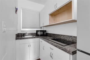 110 NW 9th Ave #3, Miami, FL 33128, - MLS#A11880678