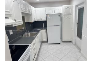 4141 Nw 44th Ave 117 Lauderdale Lakes, FL 33319 - MLS#A11880683