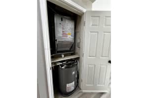911 N Orange Ave 333 Orlando, FL 32801 - MLS#A11880717