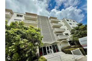 9700 E Bay Harbor Dr 406 Bay Harbor Islands, FL 33154 - MLS#A11880721