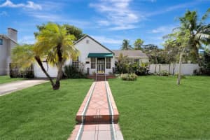 2442 Fillmore St Hollywood, FL 33020 - MLS#A11880746