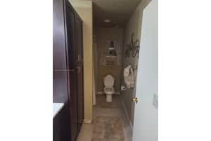 1861 Nw 69th St, Miami