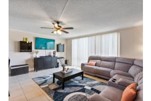 8401 W Sample Rd 28 Coral Springs, FL 33065 - MLS#A11880787