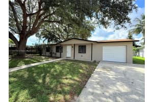 9342 Nw 23rd St, Pembroke Pines
