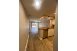 5201 Geneva Way 110 Doral, FL 33166 - MLS#A11880846