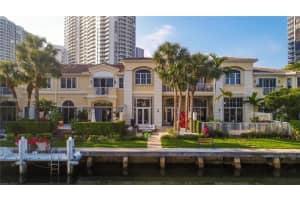3705 Ne 214 St 13 Aventura, FL 33180 - MLS#A11880867