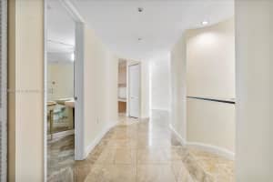 5757 Collins Ave 2106 Miami Beach, FL 33140 - MLS#A11880886