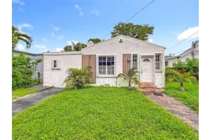 47 Nw 49th St, Miami