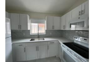 2208 W 74th St 202-21 Hialeah, FL 33016 - MLS#A11880889