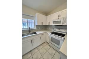 2208 W 74th St 202-21 Hialeah, FL 33016 - MLS#A11880889