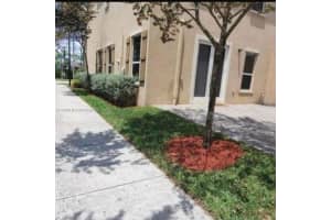 17070 Sw 95th Ter, Miami