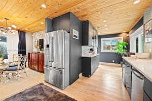 2010 NW 35th St, Oakland Park, FL 33309, Sold 10/14/25