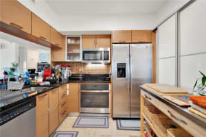 31 Se 5th St 2910 Miami, FL 33131 - MLS#A11881012
