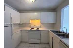 910 Cypress Way E Palm Springs, FL 33406 - MLS#A11881039