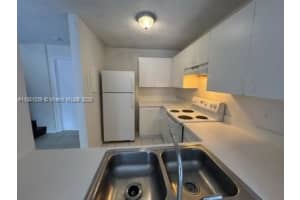 910 Cypress Way E Palm Springs, FL 33406 - MLS#A11881039