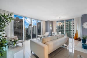 485 Brickell Ave 3308 Miami, FL 33131 - MLS#A11881060