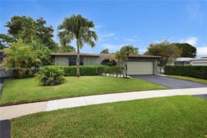 2161 Nw 93rd Ln, Sunrise