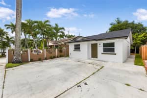 6020 W 22nd Lane Hialeah, FL 33016 - MLS#A11881066