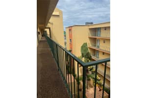 1975 W 44th Pl 505 Hialeah, FL 33012 - MLS#A11881093